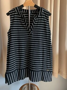 JONES NEW YORK Black and White Striped Sleeveless Knit Top